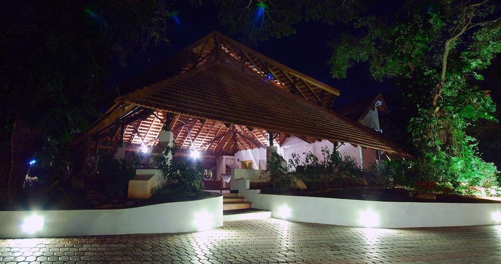 The Windflower Resort & Spa, Mysore Extérieur photo